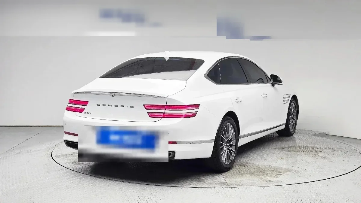 저신용장기렌트신용점수 안내 차량 후면